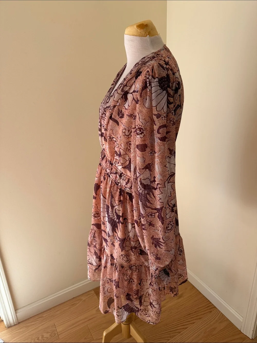 OPT Size L v neck floral boho long smocked sleeve mini dress
